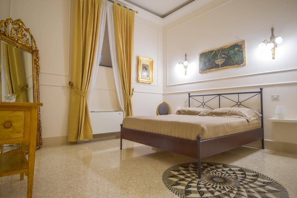 Palazzo Liguori Bed and Breakfast Cava deʼ Tirreni Δωμάτιο φωτογραφία