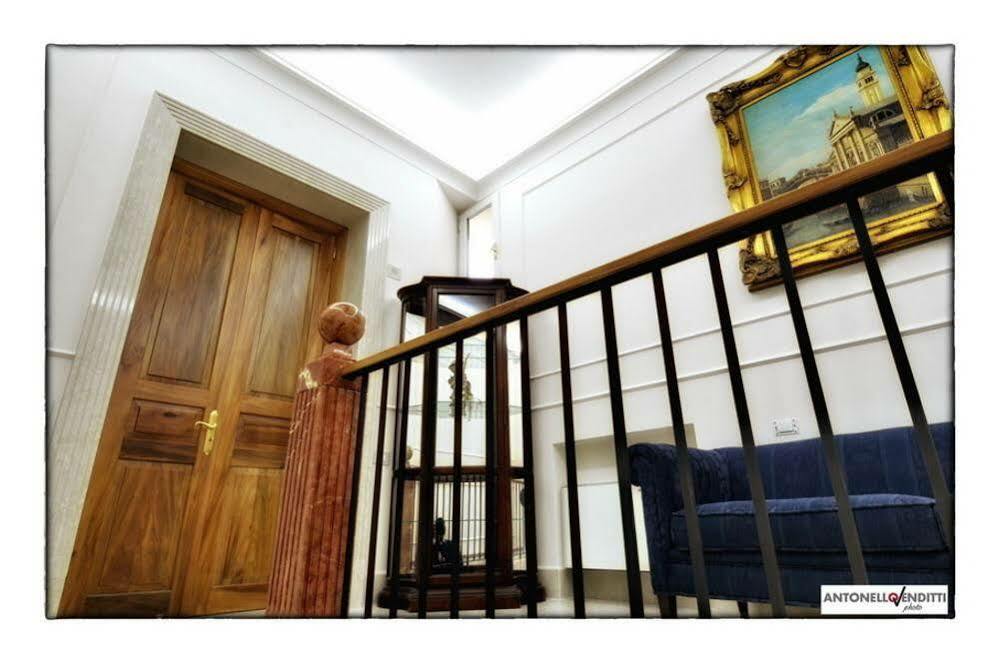 Palazzo Liguori Bed and Breakfast Cava deʼ Tirreni Εξωτερικό φωτογραφία